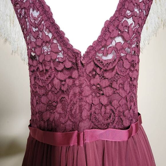 Davids Bridal Lace Top Formal Dress Gown Wine Burgundy 14 - Picture 13 of 15